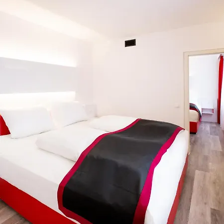Otel Dormero 4*