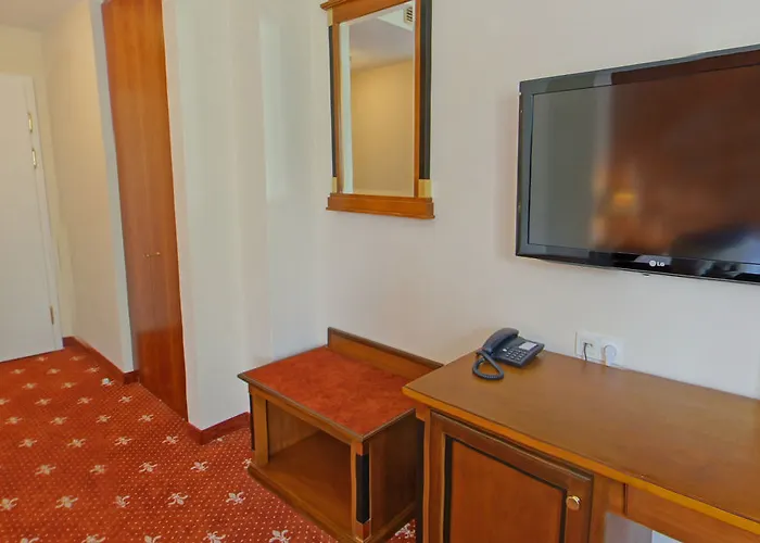 Otel Dormero 4*